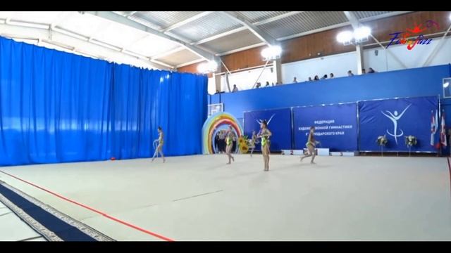 Групповое упражнение с 5 скакалками, 1 сп.р., 2010г., тр. Костюченко И.С. смотреть онлайн