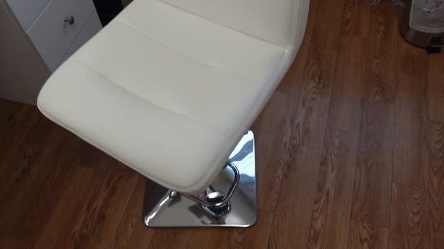 Кабинет бровиста и лэшмейкера. Как обустроить своё рабочее место? смотреть онлайн