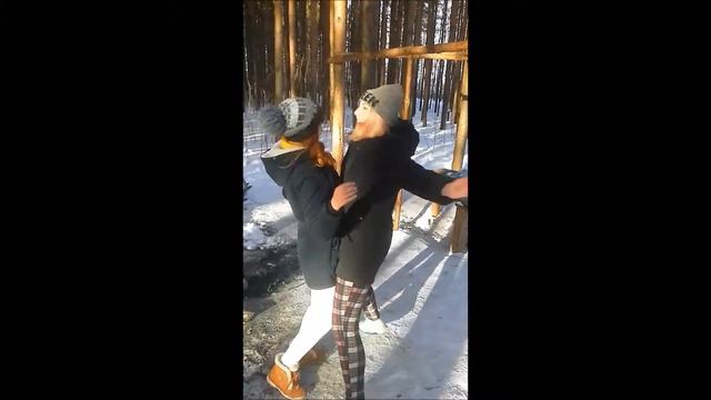 Трудно быть девушкой смотреть онлайн