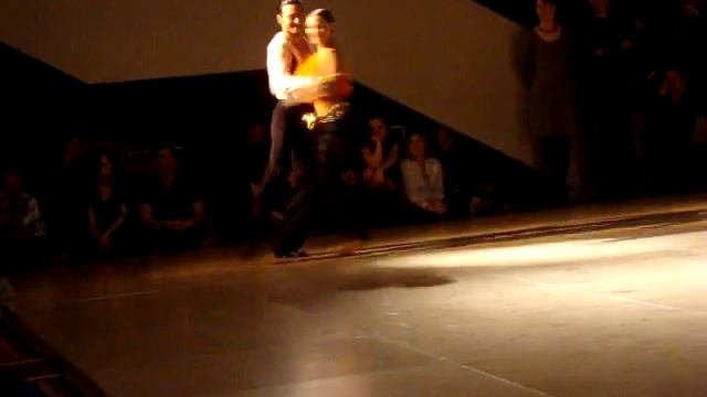 Stefano Di Filippo & Anna Melnikova - Samba смотреть онлайн