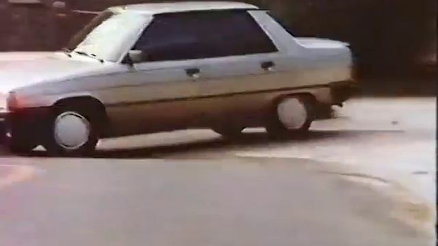 RENAULT 9 LA NOVELLE смотреть онлайн