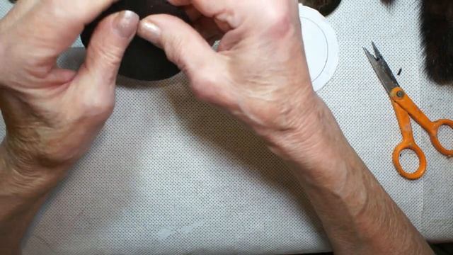 Кулон с мехом МК.Татьяна Ясенева смотреть онлайн