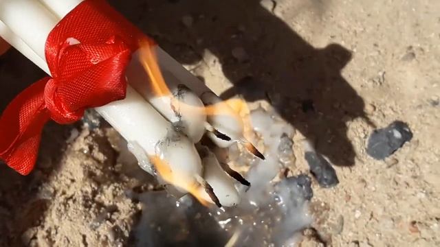 Ритуал - онлайн Порча послать врага в ад на свечи.  К Хозяину кремария, Хозяину кладбища.