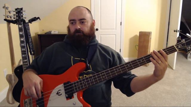 ET grooves again!!! aka My first bass is back in action!!!! смотреть онлайн