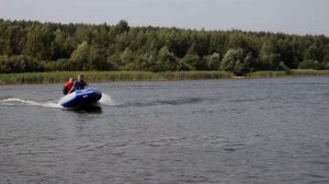 Лодка Азимут Эверест 405 мотор Ямаха 15