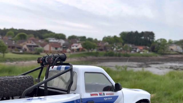 Pro-line Ranger with Fender Flares Axial SCX10 iii HW Fusion Pro Rock Ranger смотреть онлайн