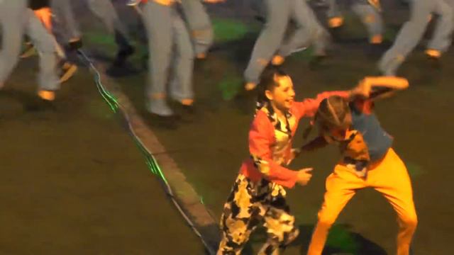 Шоу-группа "Соловушка" - Едины мы (Президентские состязания 2014) смотреть онлайн