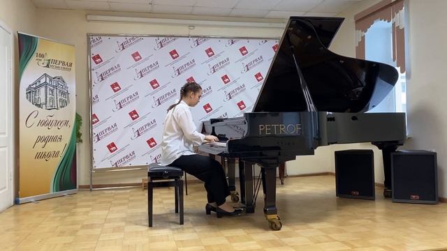 Мосунова Валерия, Гаврилин "Адажио" из балета "Анюта" смотреть онлайн