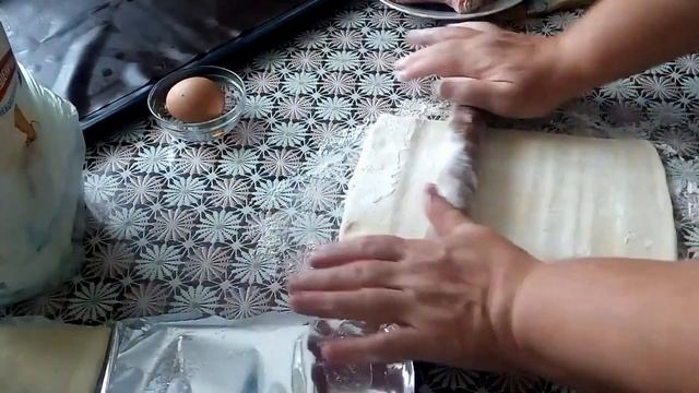 Куриные ножки в тесте!!! Куриная голень в слоеном тесте!!! смотреть онлайн