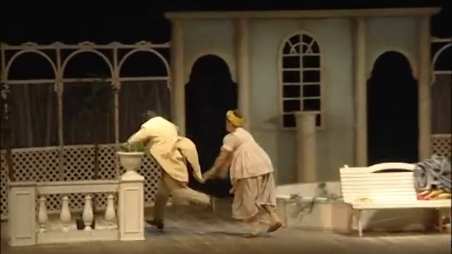 СЕРГЕЙ ШАКУРОВ, МАРИЯ АРОНОВА И МИХАИЛ ПОЛИЦЕЙМАКО в Минске со спектаклем "Маленькие комедии" смотреть онлайн