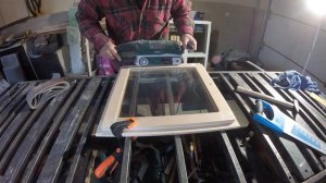 Окно своими руками за 3 $ БЕЗ СТАНКОВ! С самодельным СТЕКЛОПАКЕТОМ!