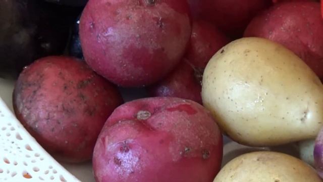 Молоденький...Цветной картофель смотреть онлайн