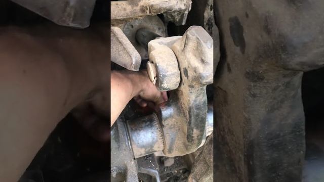 Как подтянуть ленты ВОМ на мтз