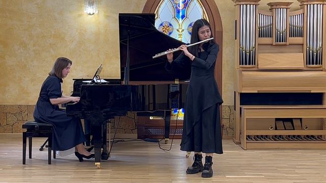 Цзяинь Ли, Бах Соната Ми мажор 1часть, 18 мая 2024