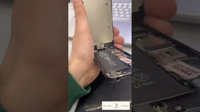 Почему расслаивается экран на телефоне?☎️ смотреть онлайн