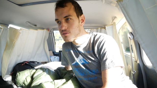 How I'm travelling New Zealand in a van | Van tour | Van life смотреть онлайн