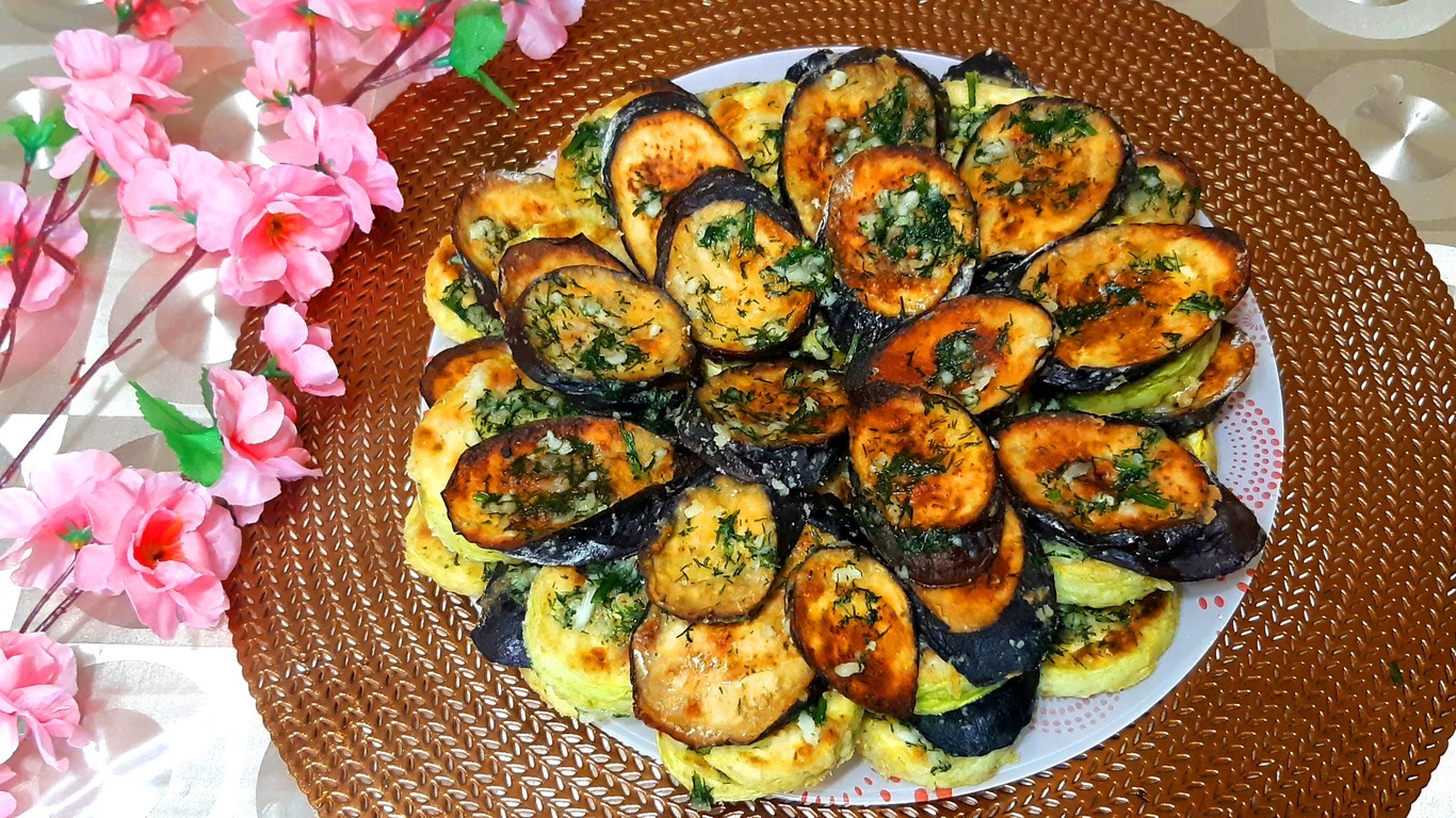 ЗАКУСКА ИЗ БАКЛАЖАН И КАБАЧКОВ Кулинарный рецепт смотреть онлайн