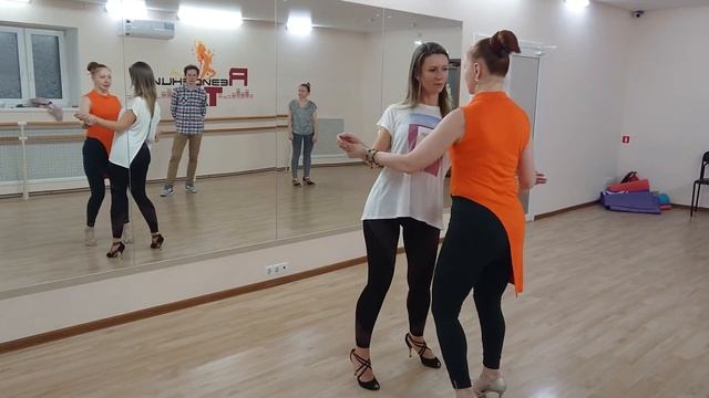 Бачата. Урок 161 смотреть онлайн