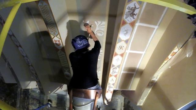 Участвую в росписи стен в большом доме на Барвихе 2 часть смотреть онлайн
