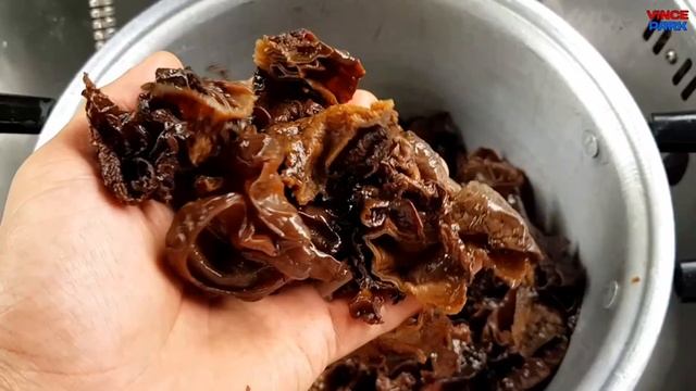 TENGA NG DAGA | BLACK FUNGUS MUSHROOM RECIPE смотреть онлайн
