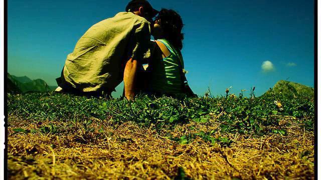 Слушать новинки онлайн. Красивая лирическая музыка.... смотреть онлайн