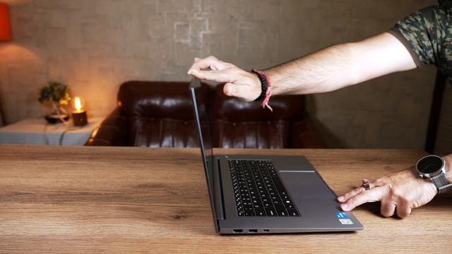 Infinix Inbook Y2 Plus - Budget Laptop Starting From Rs. 27,490 (i3 Core)