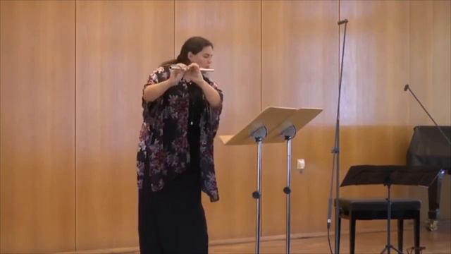 Sonata para flauta sola de Alfredo Diez Nieto por Niurka González смотреть онлайн
