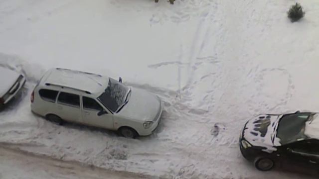 пока дороги замело.про полититку. смотреть онлайн