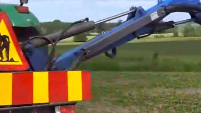 DHIS800 Стреловая косилка OSMA на тракторе John Deere 7710 смотреть онлайн