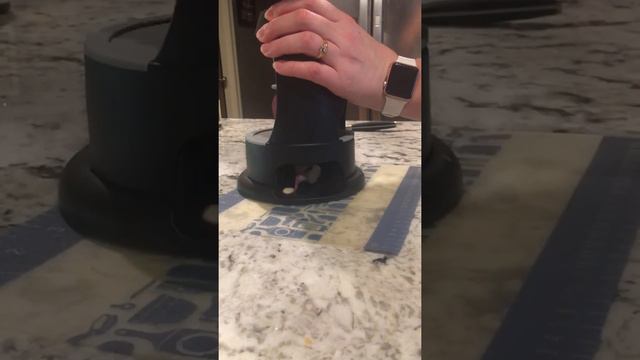 Veggie Spiralizer Demo смотреть онлайн