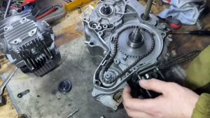 Как собрать двигатель от мопеда 110 кубов #2 часть