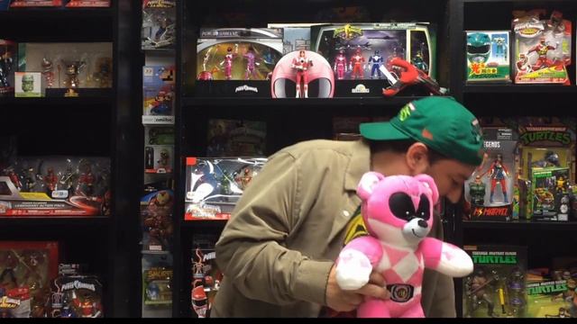 Pink Mighty Morphin Power Rangers Build-a-Bear Doll and Accessories Review смотреть онлайн
