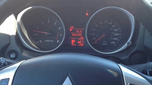 2011 Mitsubishi Rvr смотреть онлайн