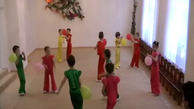 Чик и Брик танец смотреть онлайн