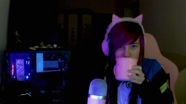 Как дела у последнего эмо в Киргизии? | Как живёт Мариса Леванд? | Подкаст про субкультуры