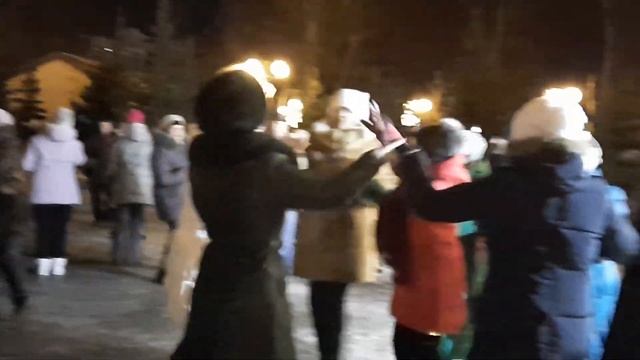 А ТЫ ПРОСТО ДЕВОЧКА-ЛЕТО смотреть онлайн