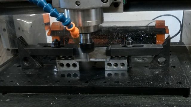 Enough Torque for Steel? / RapidChange ATC Magzine смотреть онлайн