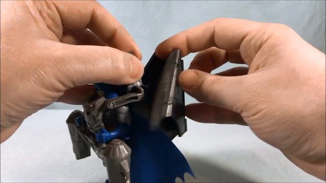 Spin Master 4 Inch Batman Mega Gear Review смотреть онлайн