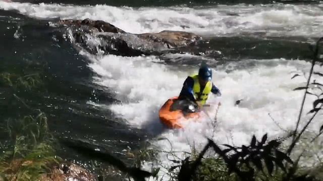 China Freestyle Kayak Waterhole Movements Practice In 2020 October