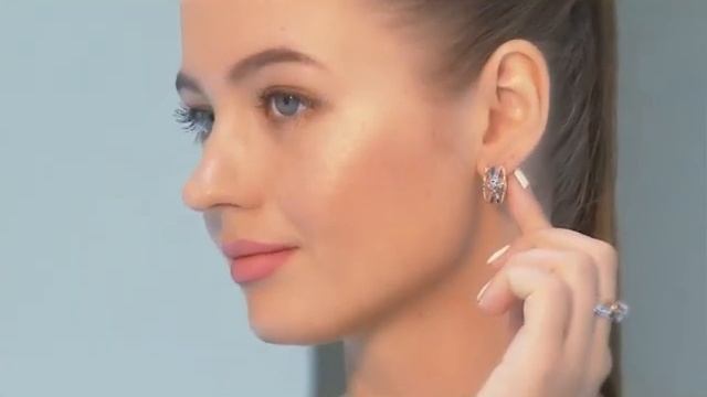 Женщина и ювелирные украшения — понятия неразделимые смотреть онлайн