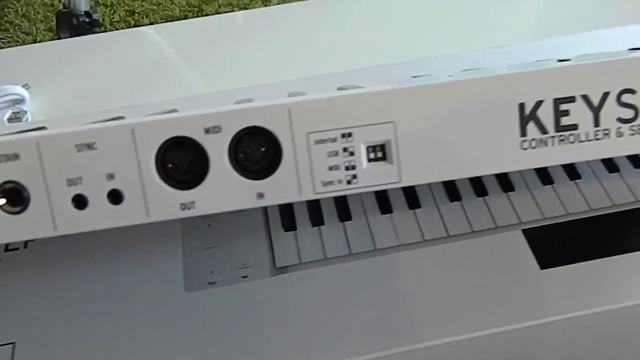 Arturia KEYSTEP dumb unboxing video! смотреть онлайн