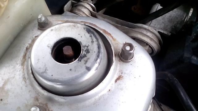 Как проверить опорный подшипник передней стойки. смотреть онлайн