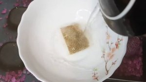 КАК ИЗБАВИТЬСЯ ОТ ПОТА И ЗАПАХА ПОД МЫШКАМИ😊