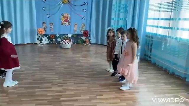 Воспитанники поздравили своих прекрасных мам и бабушек смотреть онлайн