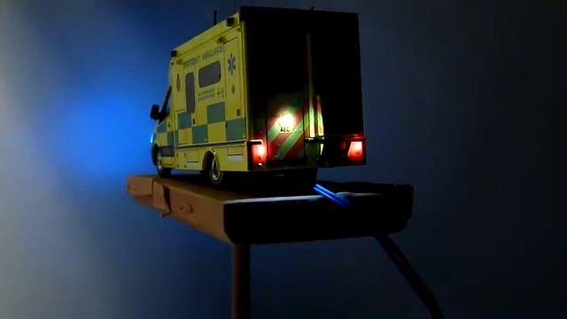 Welsh Ambulance Service -Mercedes Sprinter, 1:76 scale ambulance. смотреть онлайн
