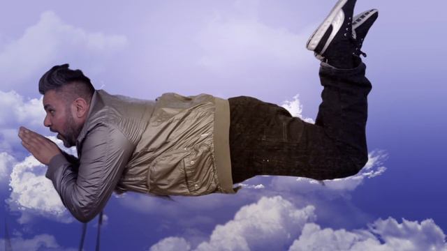 The Chainsmokers & Coldplay - Something Just Like This смотреть онлайн