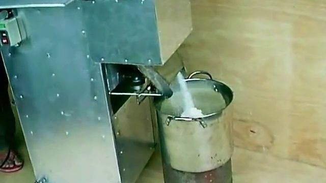 Bread Crumbs Making Machine смотреть онлайн