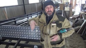 Пчеловодный прицеп Обустройство полами