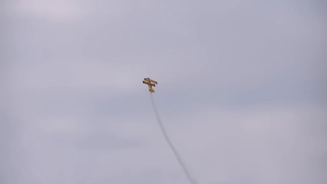 PITTS M-12 PYTHON HUGE RC SCALE MODEL FLIGHT WITH FAILED LANDING / Pitts Meeting Vechta Germany 201 смотреть онлайн