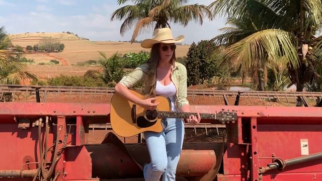 Rapariga Digital - Naiara Azevedo | Cover Barbara Ferrari смотреть онлайн